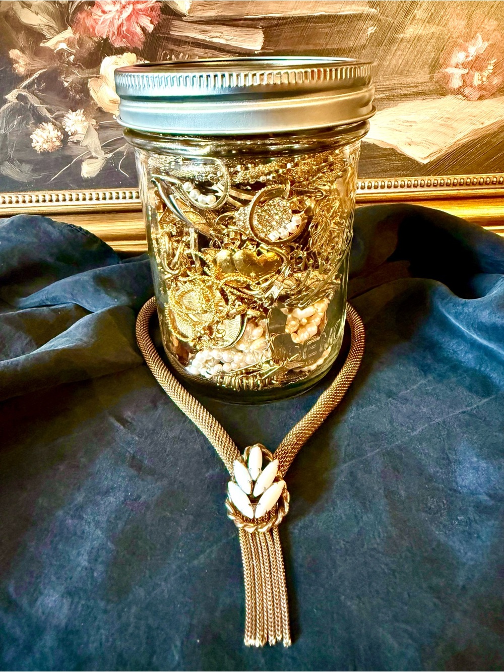 Vintage Mystery Jewelry Jar - Golden Night ๐๐ค๐๐ค - Picture 6 of 7